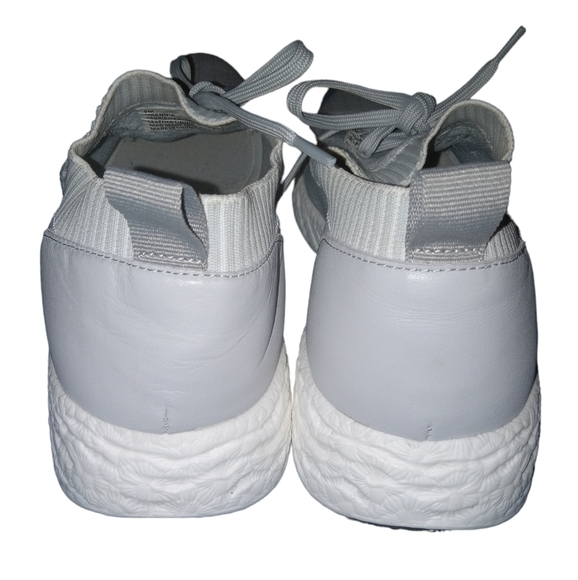 Antonio Melani Sneakers Size 9M - Picture 2 of 4